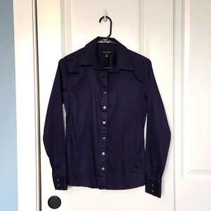 Banana Republic Women's Fitted Long Sleeve Button-up, Dark Purple, Size 2